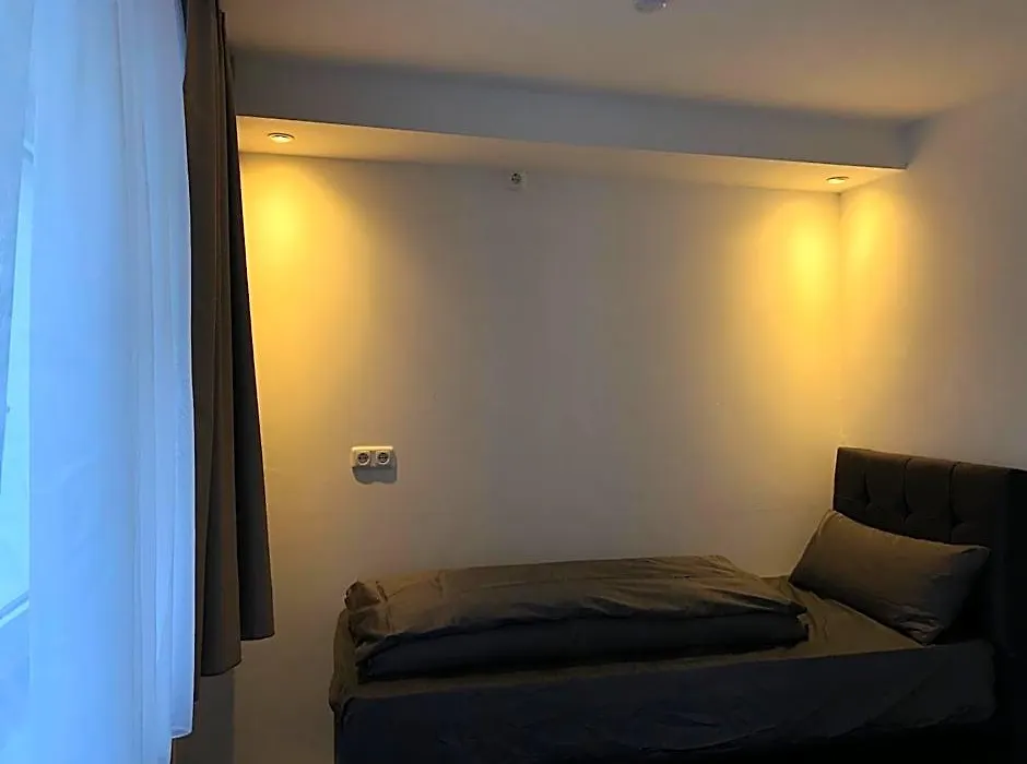 Hotel Adrett am Dom-1